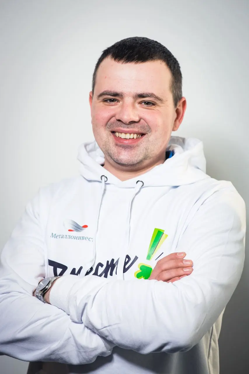 <p>Петр Петров</p>